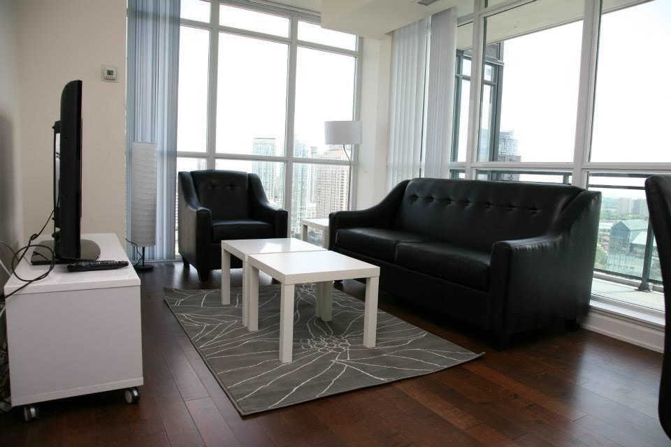Accurate Plus Furnished Apartment- Brickstone Mews Місісаґа Номер фото